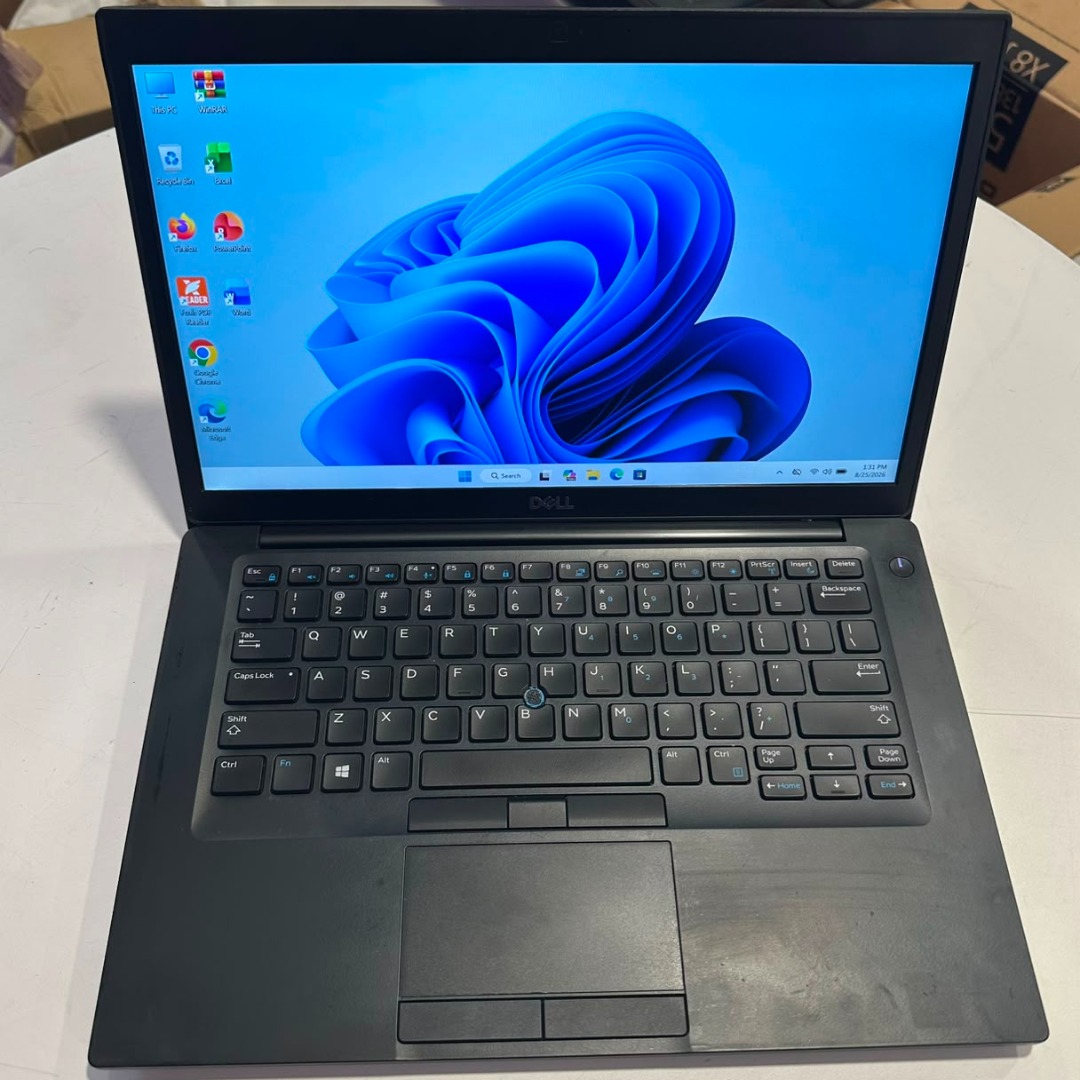 Dell Latitude - 7490